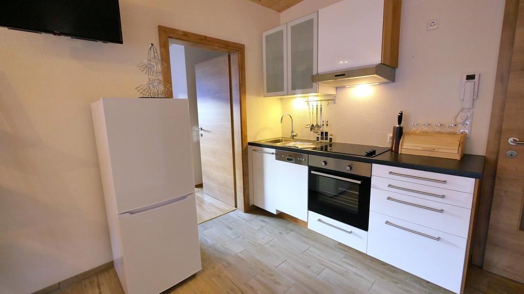 Apartment Lanser Fügen Habitación foto